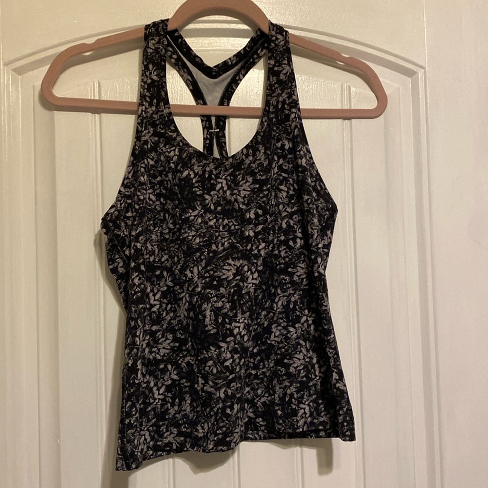 Lululemon cool racerback tank top (racer length) - size 10